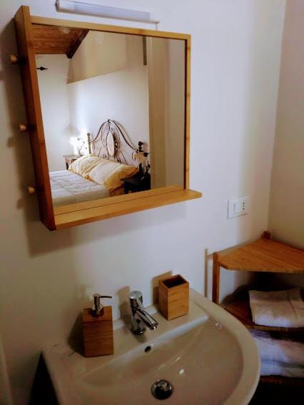 Hotel Il Pettirosso Castellamonte Esterno foto