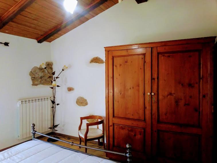 Hotel Il Pettirosso Castellamonte Esterno foto